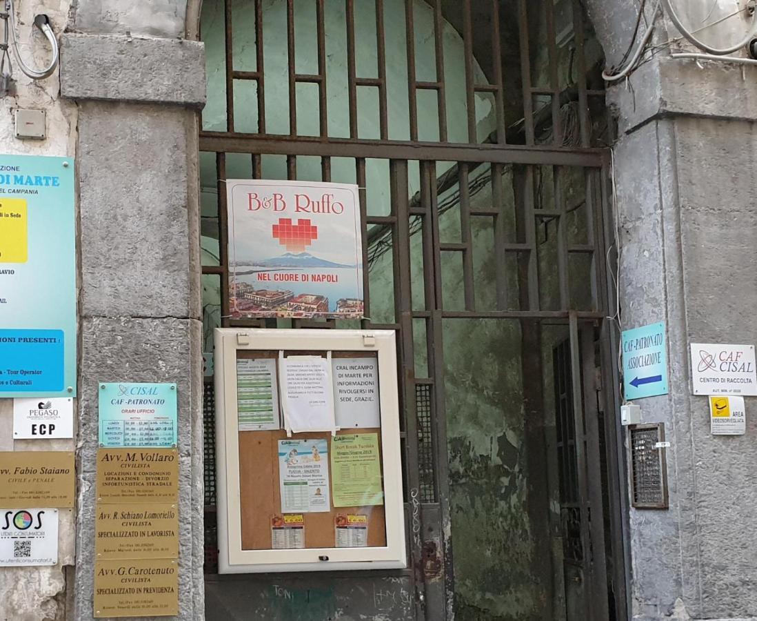 B&B Ruffo Nel Cuore Di Napoli Exterior foto