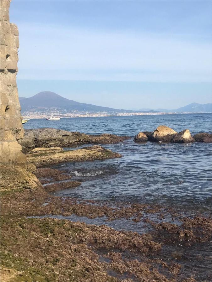 B&B Ruffo Nel Cuore Di Napoli Exterior foto